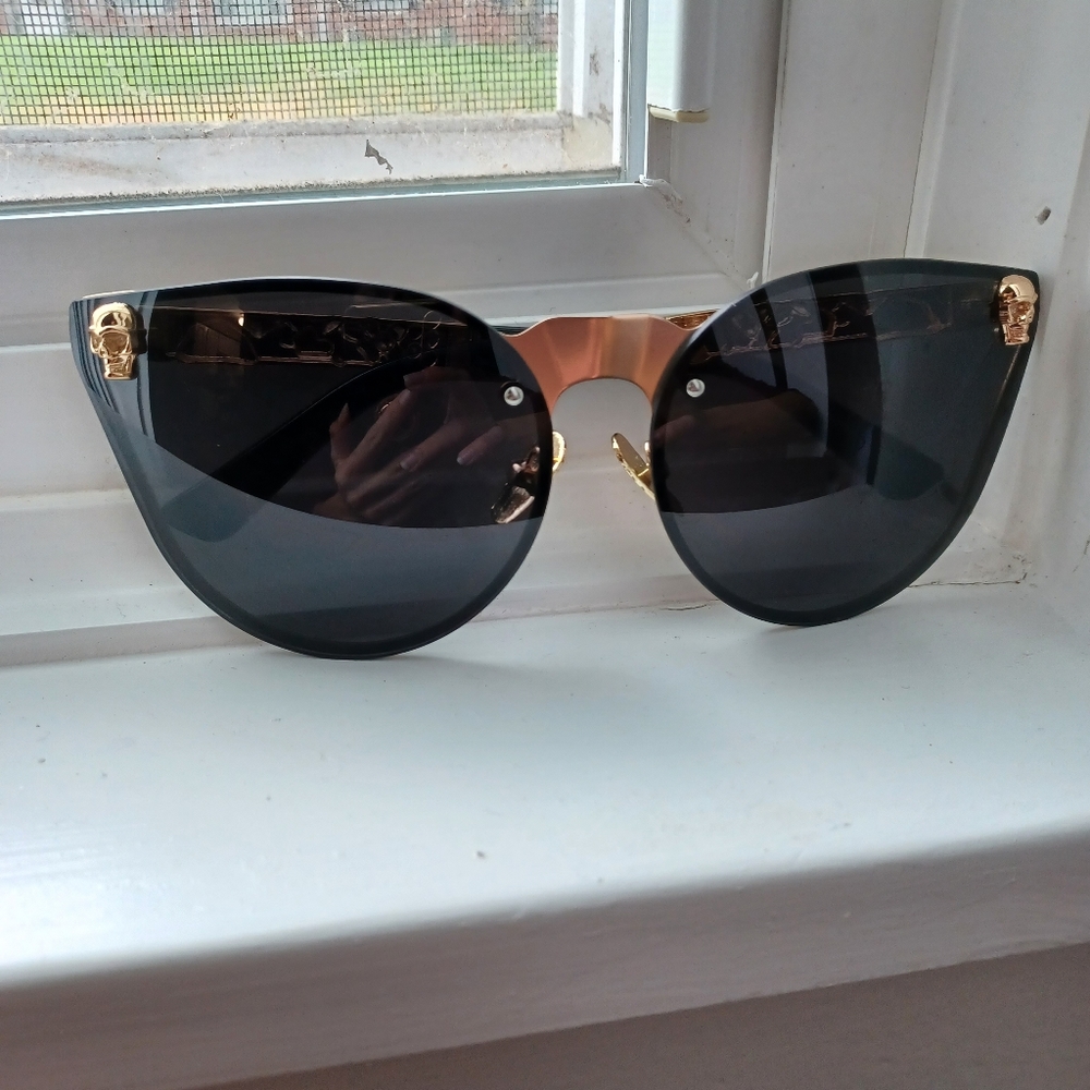 Black and Gold Rose Skull Oversized Sunglasses